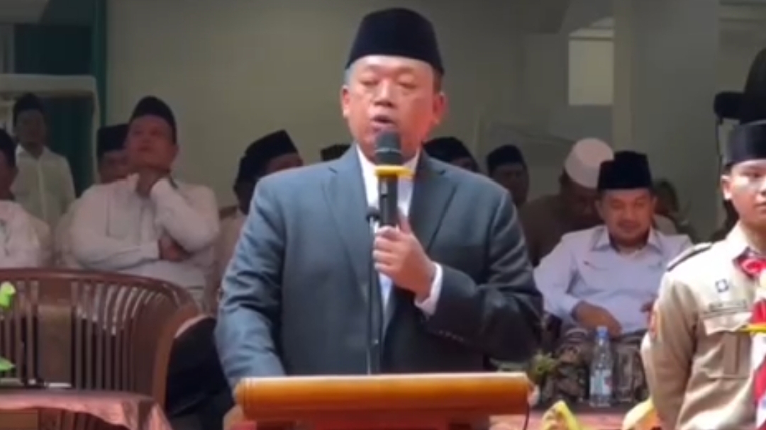 Menteri ATR BPN Nusron Wahid Jadi Pembina Upacara Peringatan Hari Santri Nasional 2025