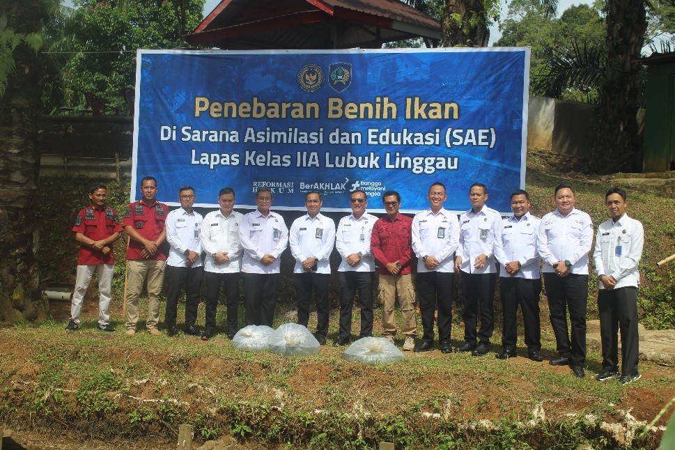 Lapas Lubuk Linggau Lakukan Penebaran Benih Ikan Bersama Kakanwil Ditjenpas Sumatera Selatan