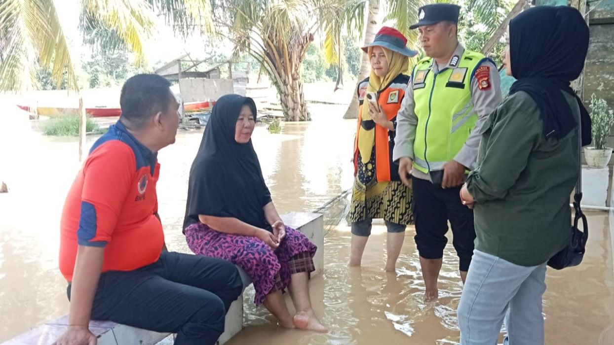 Muara Megang Musi Rawas Banjir, Polisi Sudah Datang