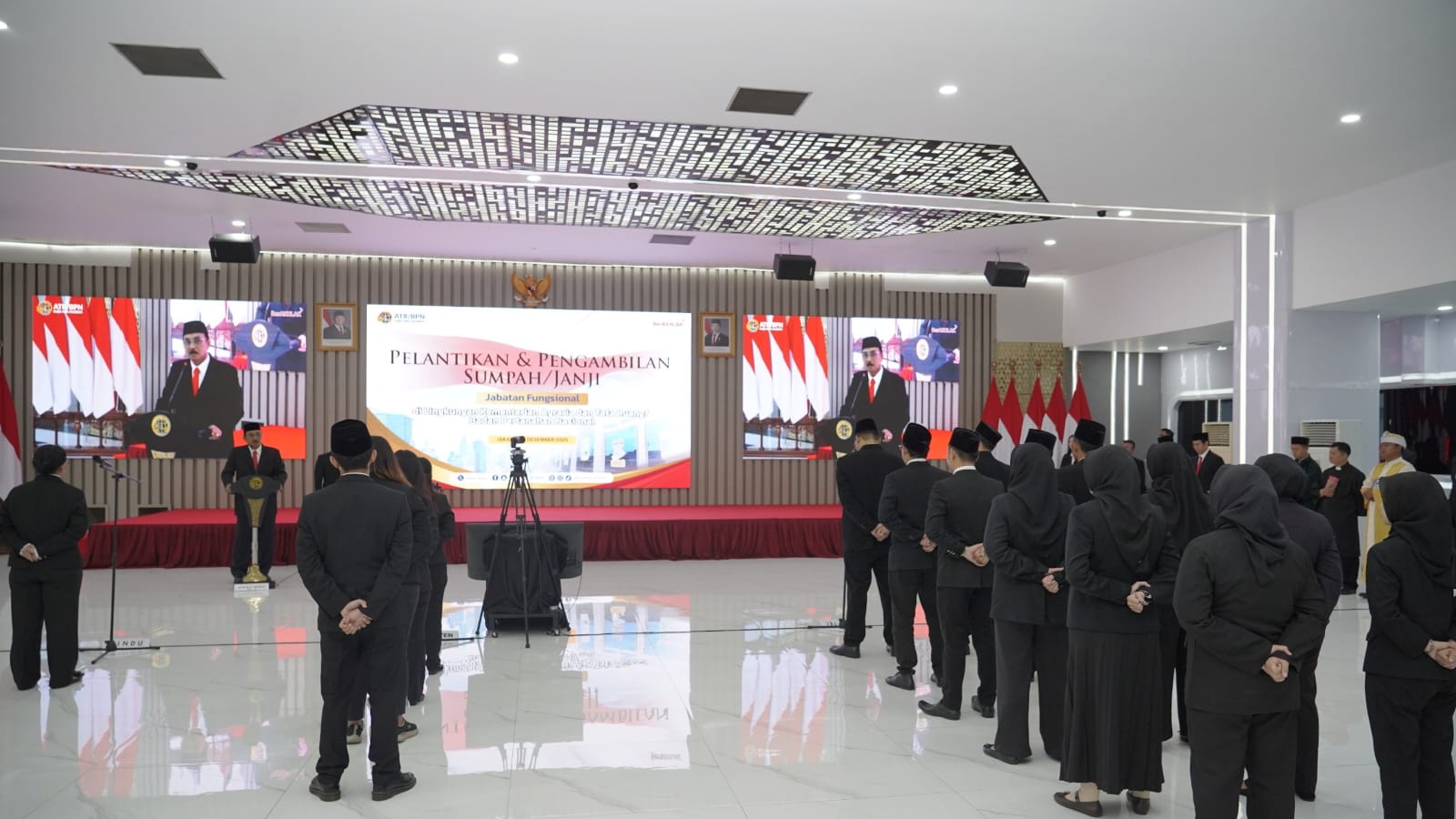 Lantik Pejabat Fungsional, Sekjen ATR/BPN: Harus Pandai, Cerdas dan Tekun