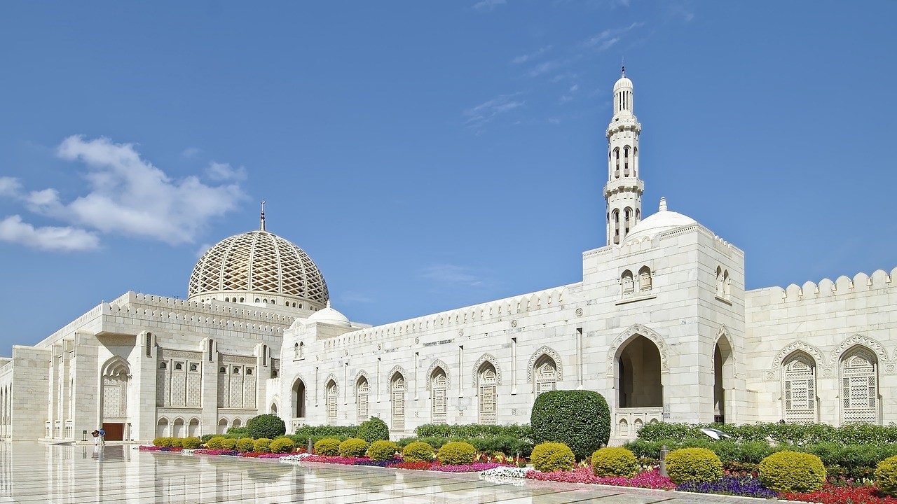 6 Negara yang Tidak Memiliki Masjid, Salah-Satu Alasannya Islam Tidak Diakui Disana