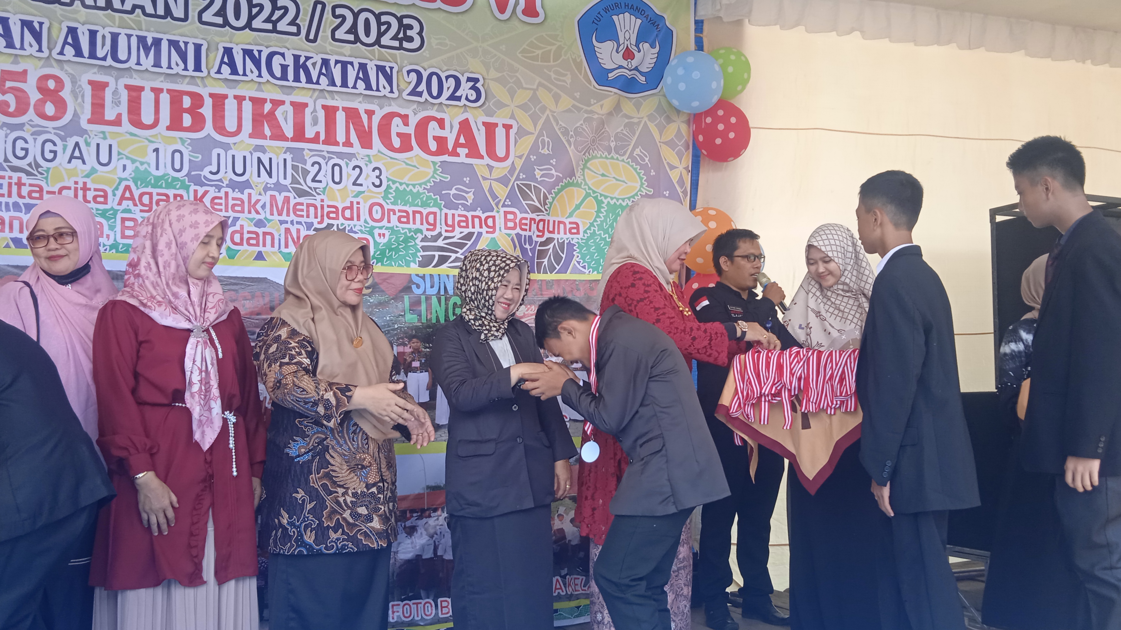 Pelepasan dan Pengukuhan Alumni Angkatan 2023 SD Negeri 58 Lubuklinggau Sukses Digelar