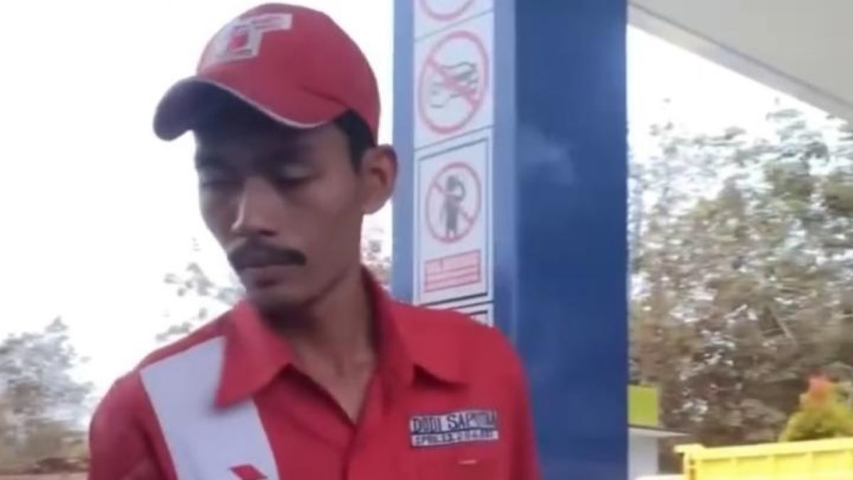 Viral, Sekelompok PNS Beli Bensin Mobil Rp10 Ribu Sambil Tertawa-Tawa, Pertamina: Kurang Etis