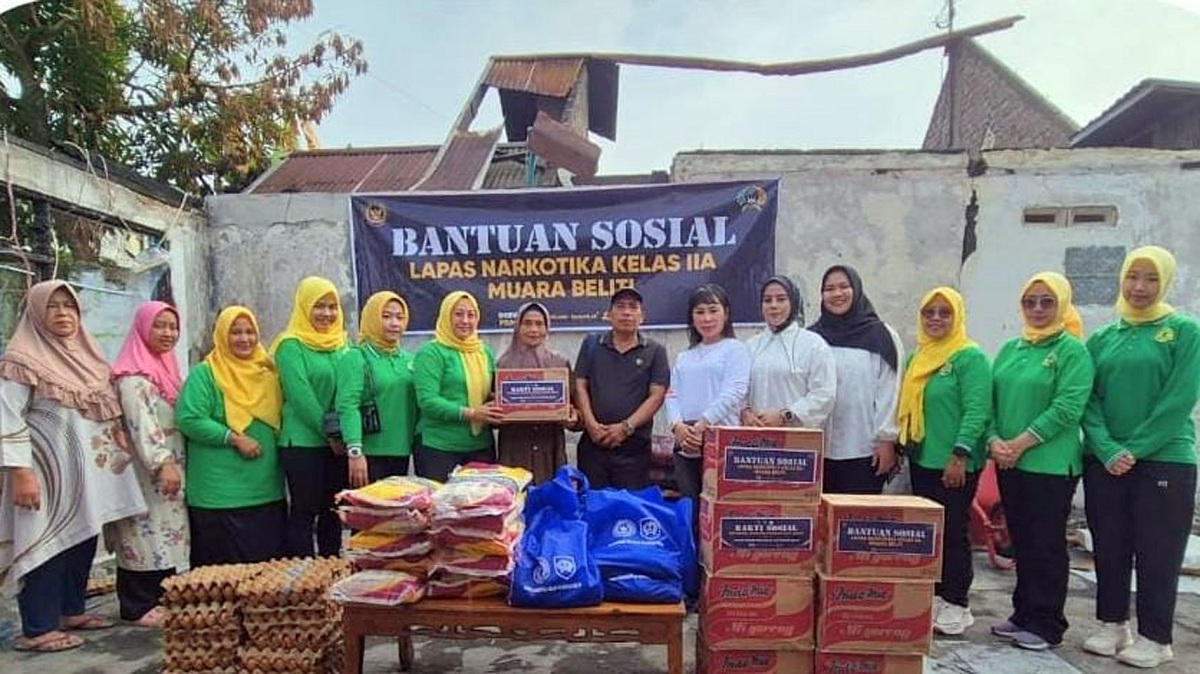 Wujud Kepedulian, DWP Lapas Narkotika Muara Beliti Salurkan Bansos bagi Korban Kebakaran di Lubuk Linggau