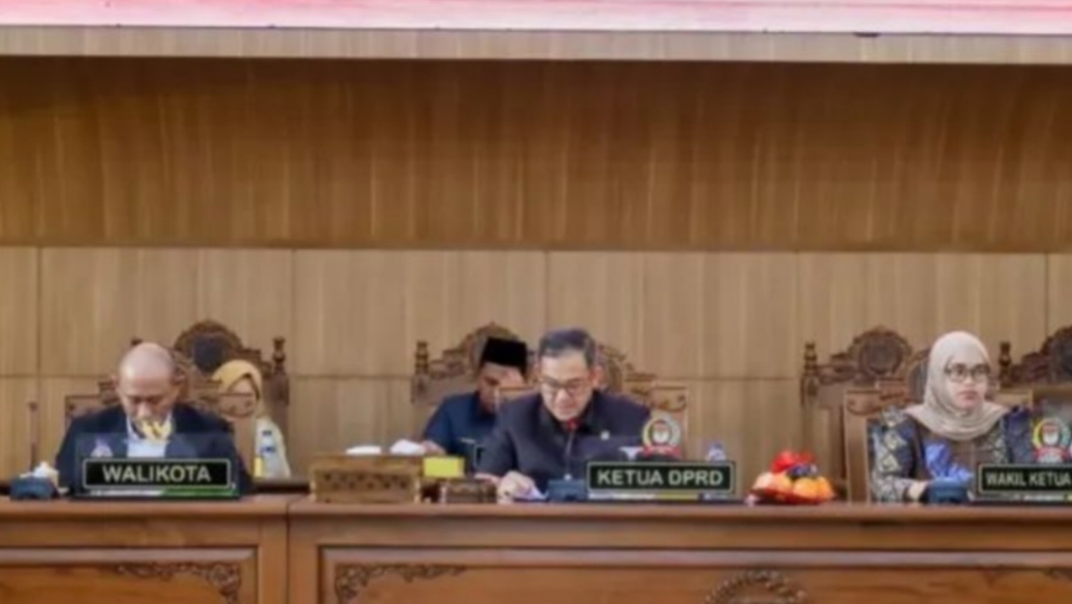 DPRD Lubuk Linggau Gelar Paripurna Tanggapan Eksekutif Terhadap 5 Raperda