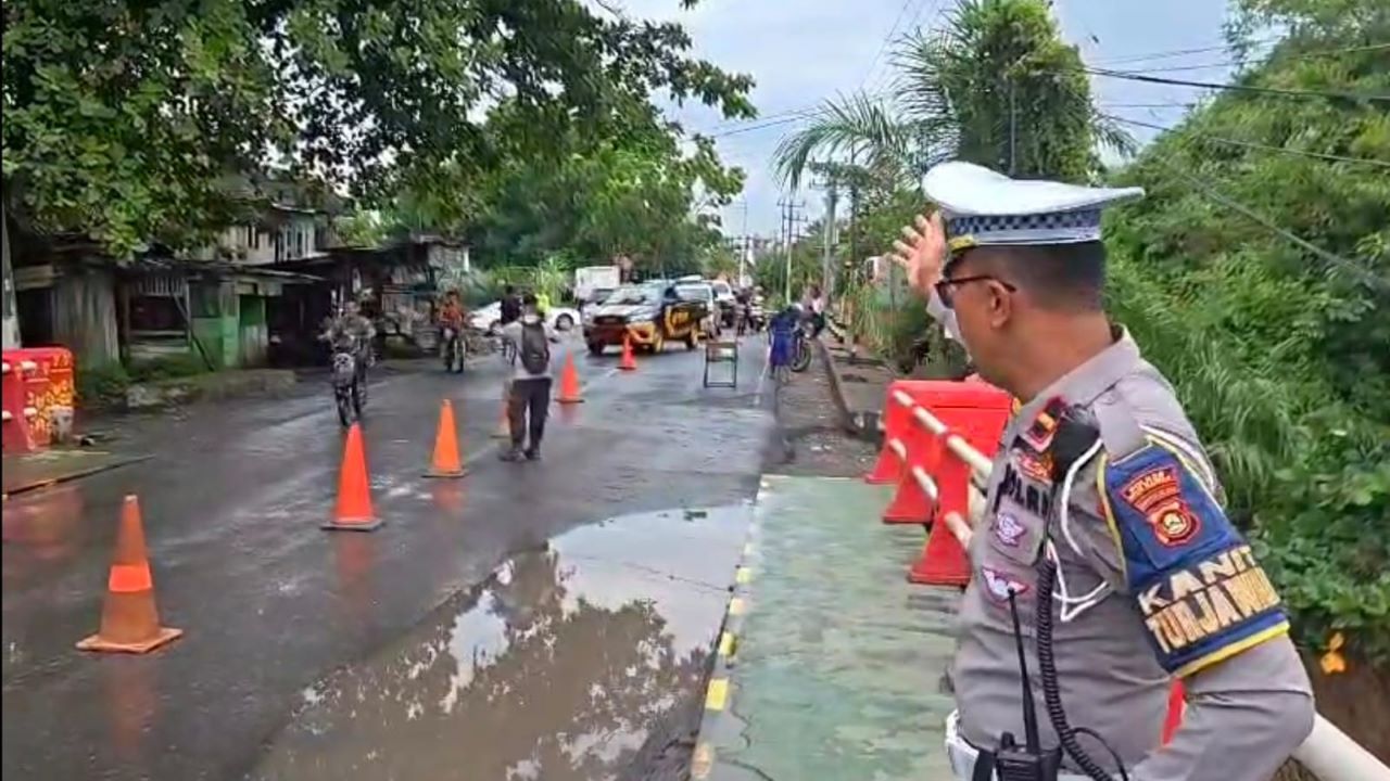 Pengendara Diminta Melintas Bergantian di Jembatan Muara Beliti Musi Rawas
