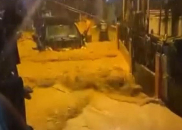 Banjir Bandang Lumpuhkan Pemukiman Hingga Rumah Sakit di Kendari, Begini Kondisinya