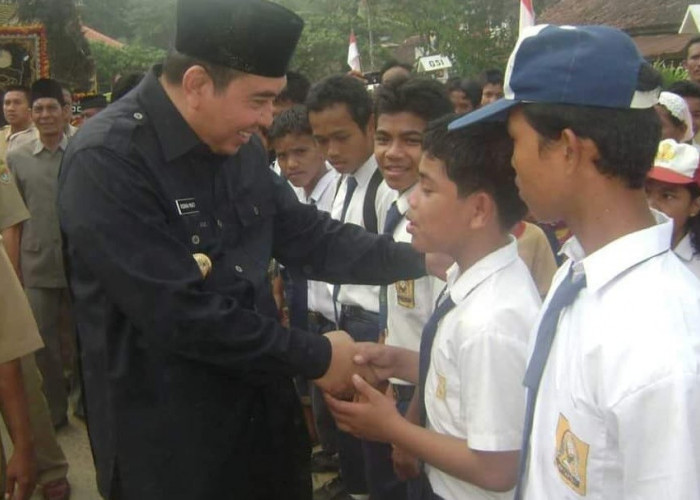 Berikut Profil Ridwan Mukti Mantan Gubernur Bengkulu yang Resmi Bebas