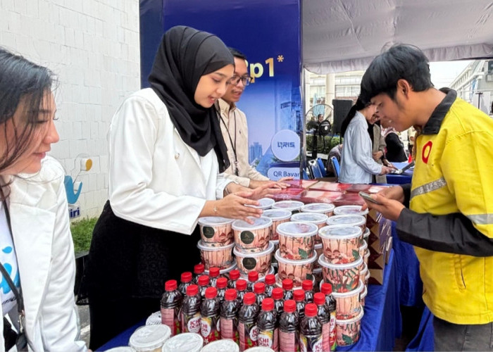 Livin’ Mandiri Berbagi, Bersama Kita Saling Menguatkan: Bank Mandiri Hadirkan Paket Rp1 di  Palembang 