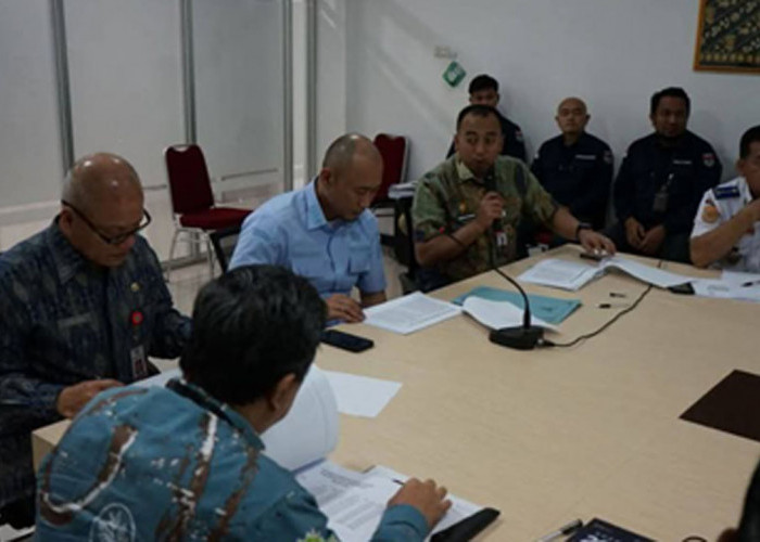 Pimpin Rapat, Wali Kota Lubuk Linggau Minta Segera Dibentuk Tim Percepatan Peningkatan PAD