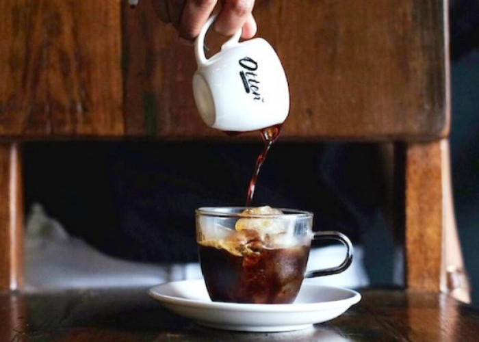 11 Jenis Minuman Kopi yang Bisa Dinikmati Saat Nongkrong di Coffee Shop, Nomor 11 Dicampur dengan Es Krim