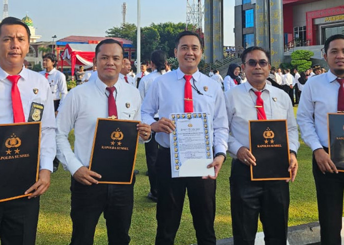 Kapolsek BTS Ulu dan Kasat Resnarkoba Polres Musi Rawas dan 8 Personel Raih Penghargaan Kapolda Sumsel