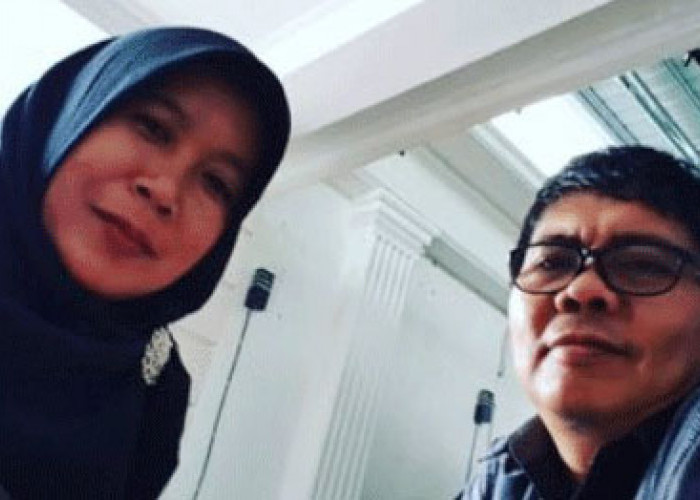 Dirut Sumatera Ekspres Grup H Muslimin Promosi Gelar Doktor Bersama Istri