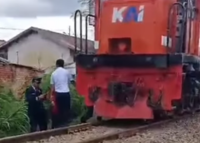 BREAKING NEWS: Pelajar SMP 5 Ditabrak Kereta Api Bukit Serelo Lubuklinggau – Palembang