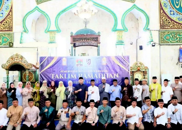 Wali Kota Lubuk Linggau Ajak ASN Perkuat Iman dan Integritas di Taklim Ramadan 2026