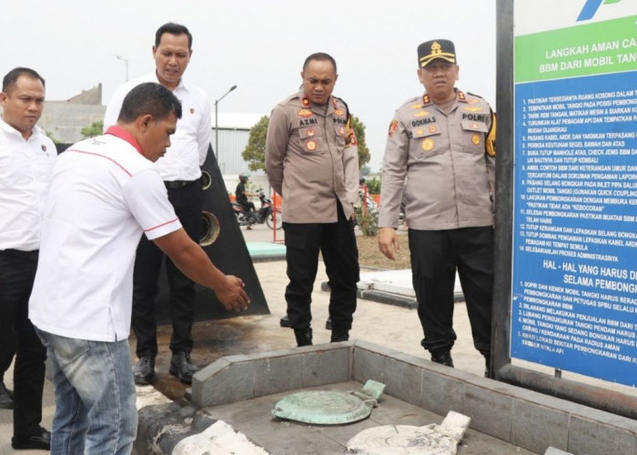 Polres Musi Rawas Pantau Ketersediaan BBM di SPBU Pedang dan Simpang Gegas