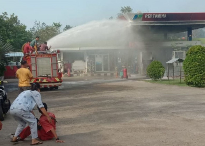 BREAKING NEWS: SPBU Sukakarya Musi Rawas Terbakar