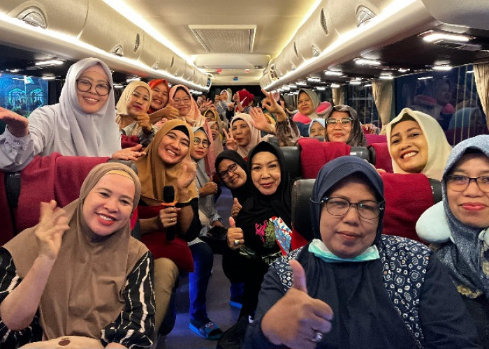 Wisata Religi Bersama Qayyimi Holiday Tour, Syuting Acara Mamah Dedeh dengan Majelis Taklim Lubuk Linggau