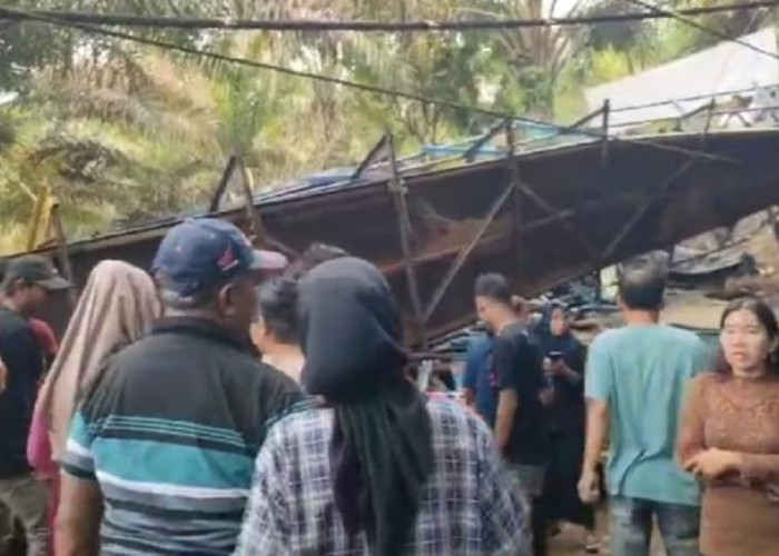 BREAKING NEWS: Jembatan Gantung Objek Wisata di Lubuk Linggau Putus, Puluhan Orang Jadi Korban