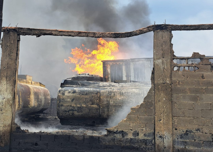Gudang Penimbunan BBM Terbakar, Ini Penjelasan Kombes Pol Ngajib