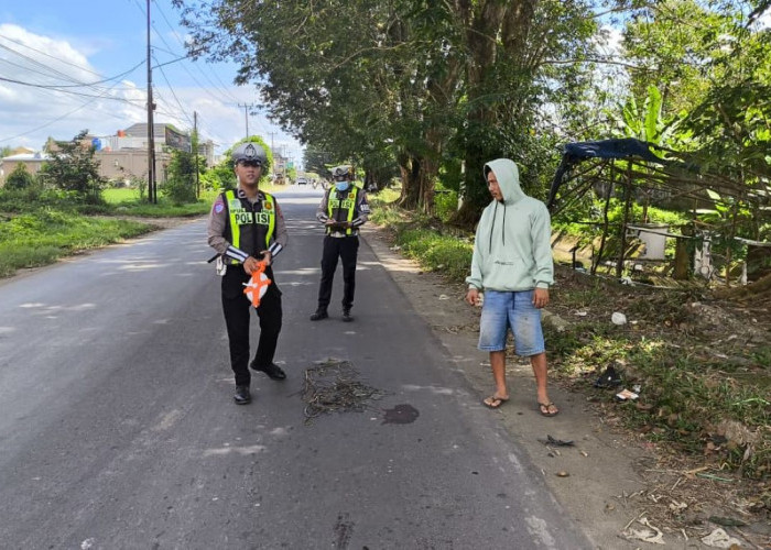 Ngabuburit Bareng Cucu Berujung Maut, Warga Sumbersari Musi Rawas Meninggal Dunia Tabrak Truk Berhenti