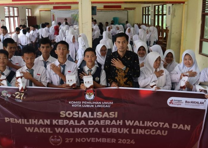 KPU Lubuk Linggau Sosialisasikan Pilkada Serentak Kepada Pemilih Pemula