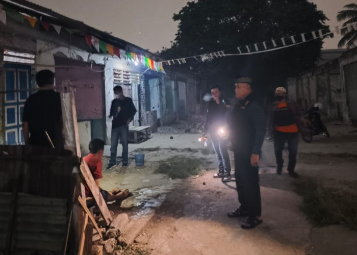 8 Orang Diamankan di Plaju Palembang, Polisi Sita Bong hingga Puluhan Korek Api