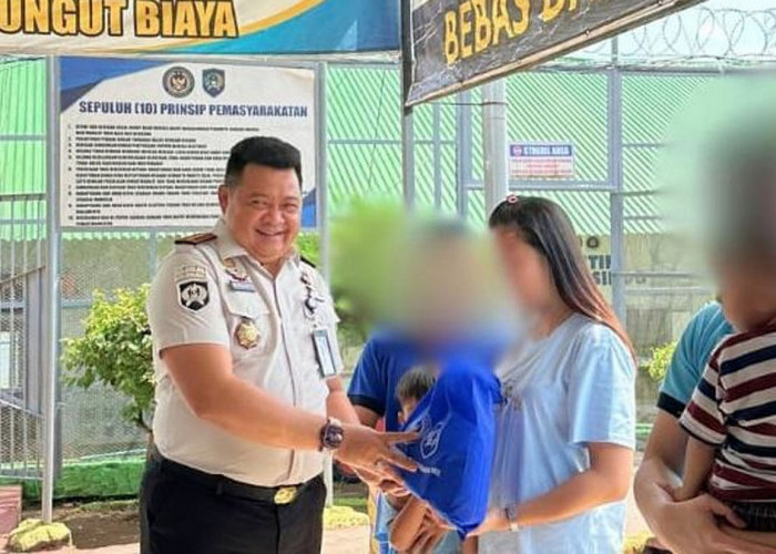 Lapas Narkotika Muara Beliti Salurkan Bansos untuk Keluarga Warga Binaan