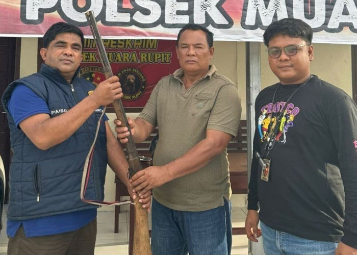 Kades Batu Gajah Rupit Serahkan Senpi Kecepek ke Kanit Reskrim, ini Kata Kapolres Muratara