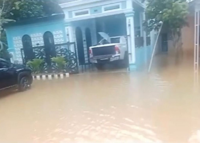 Sudah 9 Hari Banjir Landa Muratara, Rumah Bupati Juga Terendam, ini Katanya