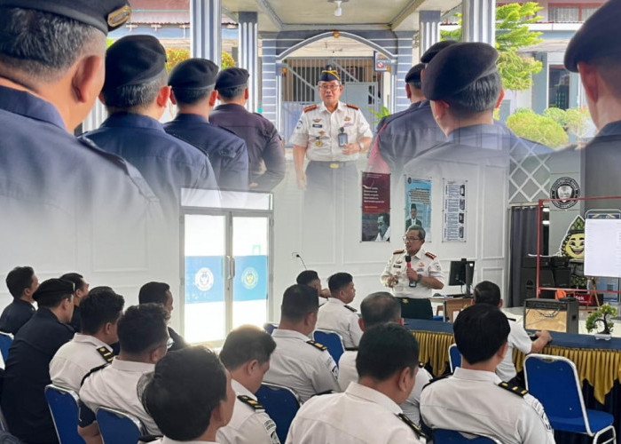Kalapas Lubuk Linggau Berikan Penguatan Jajaran Tindak Lanjuti Rapat Anev Pemasyarakatan