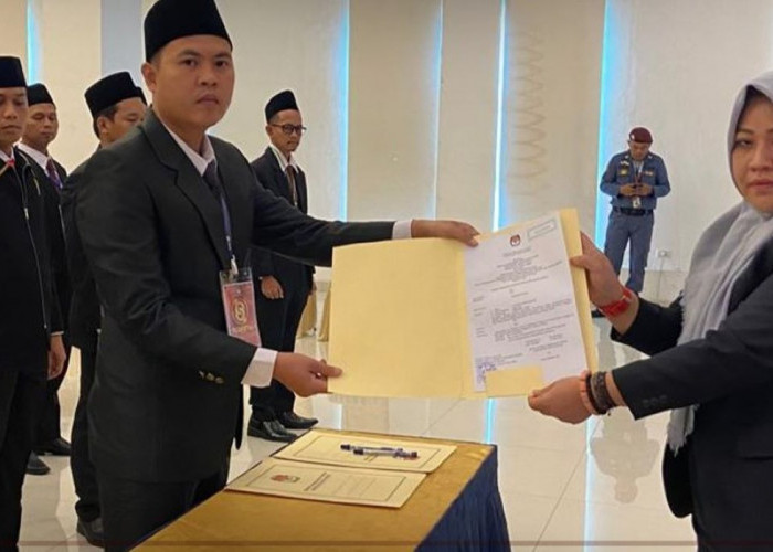 KPU Musi Rawas Lantik Anggota PPK Pilkada Serentak 2024