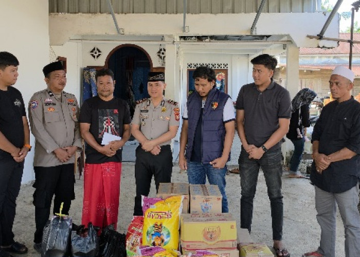 Polisi Musi Rawas Utara Beri Bantuan Kepada Keluarga Korban Tenggelam di Sungai Rupit 
