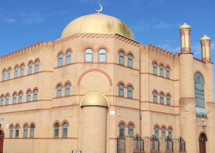 Info Lowongan Kerja, Masjid di Liverpool Cari Imam Masjid Akan di Gaji Rp740 Juta Per Tahun 