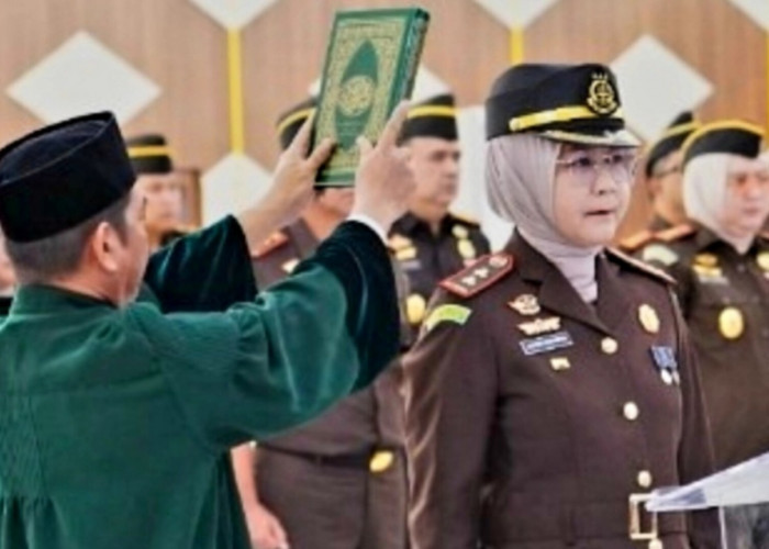 Lantik Kajari Musi Rawas Dr Ema Siti Huzaemah Ahmad, SH, MH, Ini Pesan Kajati Sumatera Selatan