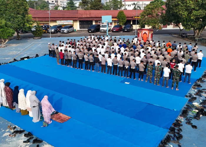 Minta Hujan Cegah Karhutla, Polres Musi Rawas Gelar Salat Istisqa Berjamaah di Mapolres