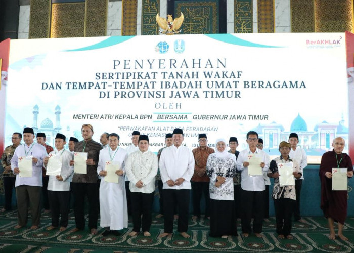 ATR/BPN Serahkan Ribuan Sertipikat Tanah Wakaf, Menteri Nusron Tekankan Sinergi Lintas Sektor