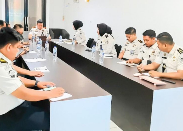 Konsolidasi Tanpa Kompromi, Kalapas Narkotika Muara Beliti Pimpin Rapat Strategis Pejabat Struktural