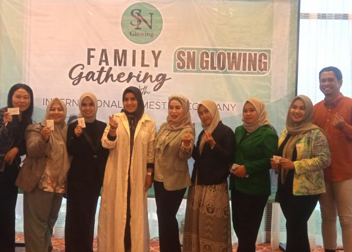 Family Gathering SN Glowing With Internasional Cosmetic Company Tahun 2024 Sukses Digelar