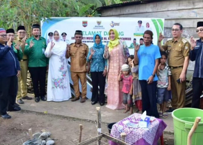 Bupati Hj Ratna Machmud Lakukan Peletakan Batu Pertama, Pembangunan Rumah Program Baznas Musi Rawas