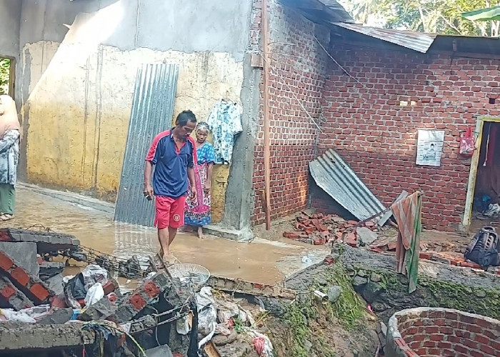 Banjir Bandang di Lubuk Linggau, Puluhan Rumah Terdampak, Bantuan Pemkot Belum Datang