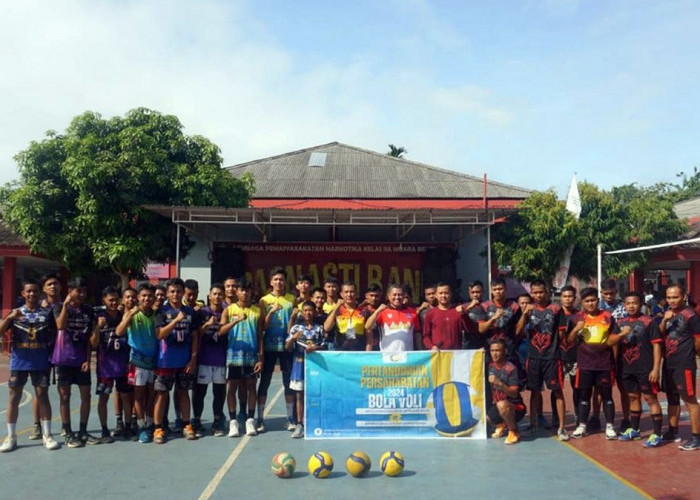 Jaga Kebugaran WBP, Lapas Narkotika Muara Beliti Gelar Pertandingan Bola Voli Persahabatan dengan Tim TMVC