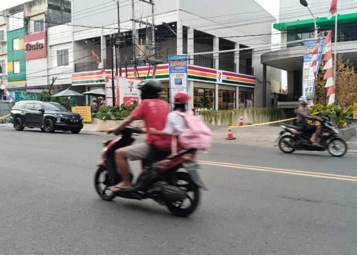 BREAKING NEWS: Pembunuhan di Depan JM Lubuk Linggau, 1 Korban Tewas, Diduga Soal Dendam