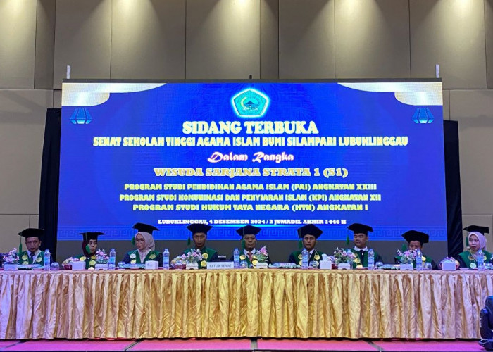 STAI  Bumi Silampari Lubuk Linggau Wisuda 59 Sarjana, Ngimadudin: Kami Titipkan Nama Baik Almamater