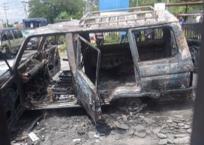 Mobil Kijang Terbakar Setelah Isi BBM di SPBU Blok C Bandar Lampahan, Begini Penyebabnya