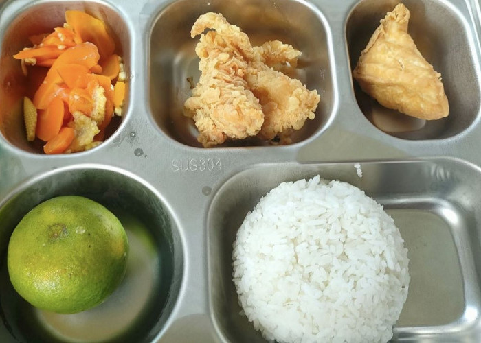 Heboh, Puluhan Siswa Keracunan Makan Bergizi Gratis, Berikut Menu Penyebabnya