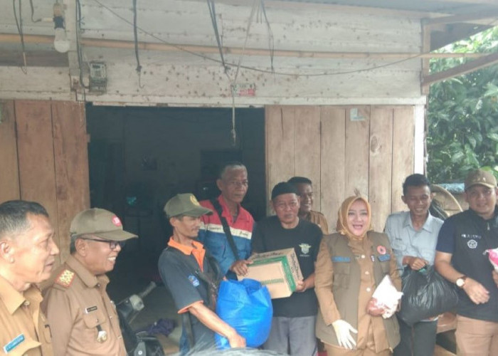 KKKS Pertamina EP Pendopo Field Salurkan Bantuan Korban Banjir di Musi Rawas