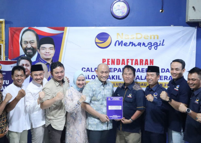 Pilkada Lubuk Linggau, H Rachmat Hidayat Ambil Formulir Bakal Calon Wali Kota di DPD NasDem