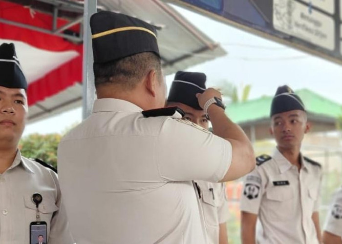 Kalapas Narkotika Muara Beliti Herdianto Tegaskan Disiplin Pakaian Dinas Pegawai