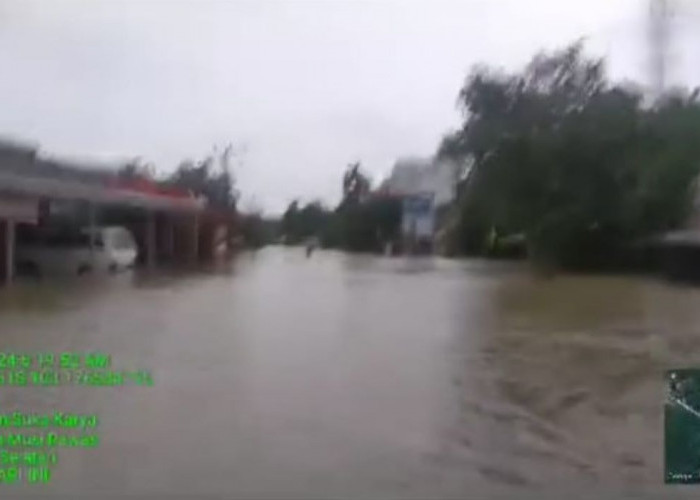 Banjir di Sukakarya, Jalur Musi Rawas – PALI – Palembang Lumpuh Total, Pengendara Gunakan Jalur Lain